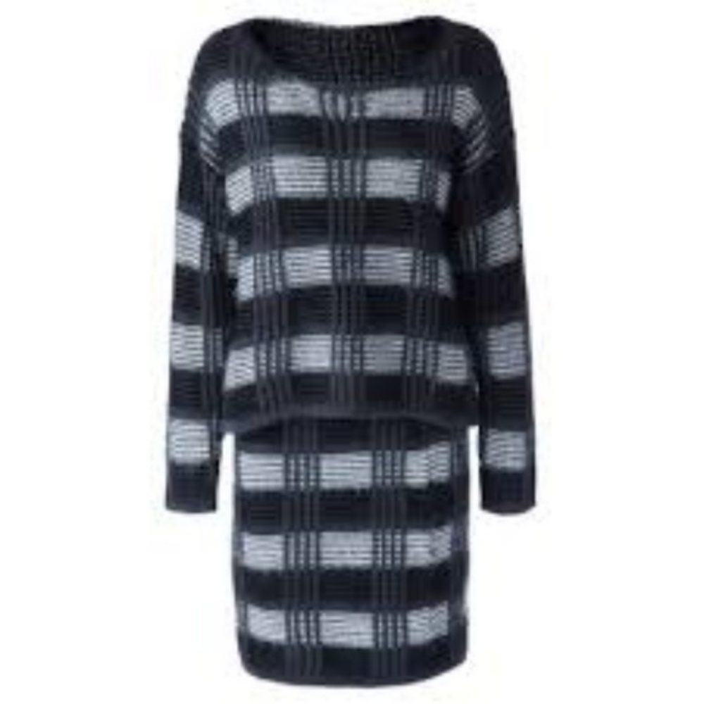 FLASH SALE  Plaid Sweater Skirt Set - Picture 4 of 6